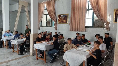 سفر دو روزه شهر مقدس قم، همراه با قرآن آموزان کانونِ قرآنی مدرسه علمیه تویسرکان