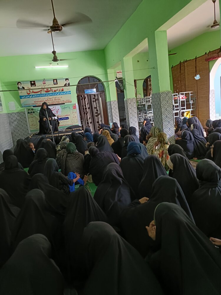 मदरसा बिंतुल हुदा, हरियाणा ने हज़रत सकीना बिंतुल हुसैन (अ) की याद में पाँच दिवसीय मजलिसे अज़ा, सब्र, शऊर और शुजाअत की बाज़गश्त