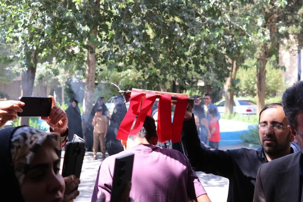 اعزام ۴۰ نفر از نیروهای شهرداری کاشان جهت خدمت در مراسم اربعین حسینی +تصاویر