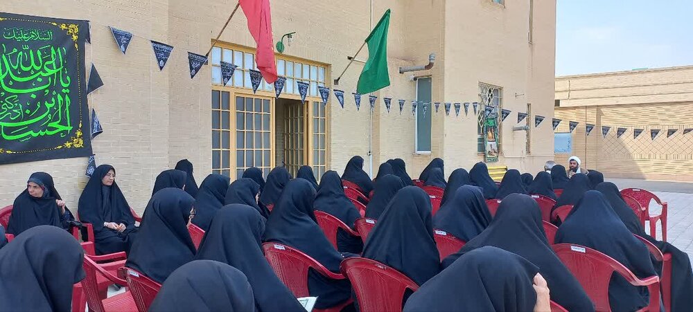 اگر قیام زینبی(س) نبود، قیام امام حسین(ع) ناقص میماند