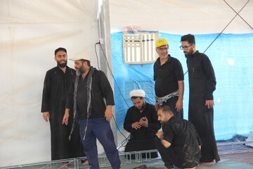 فیلم| آماده سازی موکب سنگرسازان بی سنگر حسینی استان مرکزی جهت ارائه خدمات به زائرین امام حسین (ع)