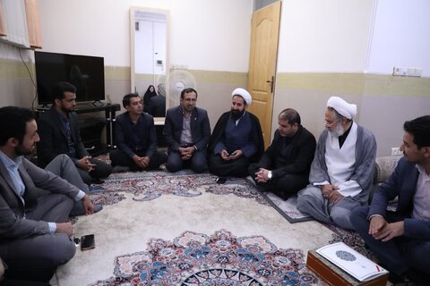 تصاویر/ دیدار با خانواده شهدای خبرنگار یزد