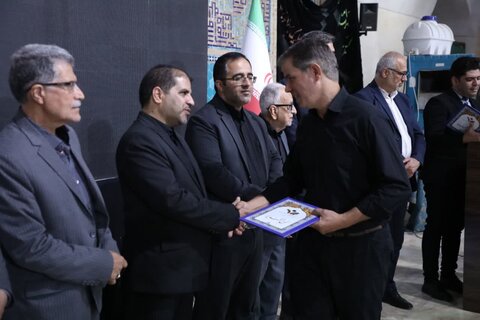 حوزه/ رونمایی از مستند اربعین آفتاب در یزد