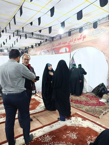 تصاویر/ استمرار تردد زوار کشورهای آذربایجان و گرجستان از مرز بازرگان