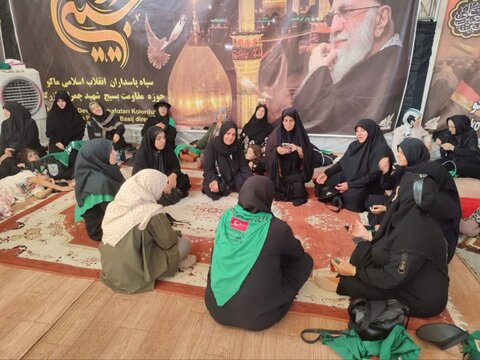 تصاویر/ استمرار تردد زوار کشورهای آذربایجان و گرجستان از مرز بازرگان