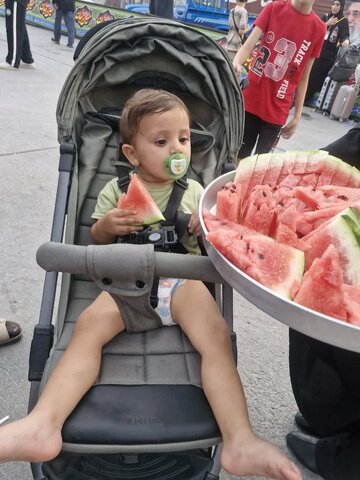 تصاویر/ استمرار تردد زوار کشورهای آذربایجان و گرجستان از مرز بازرگان