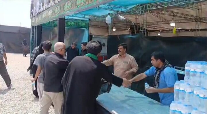 فیلم| بازدید امام جمعه مهران از مواکب شهرستان