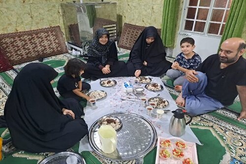 میزبانی موکب چهارده معصوم(ع) کرمانشاه از زائران اربعین حسینی+تصاویر