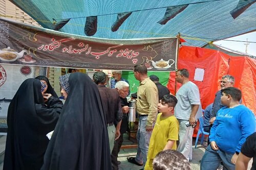 خدمت رسانی موکب الشهدای کنگاور به زائران اربعین حسینی(ع)+تصاویر