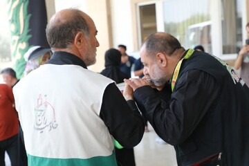 فیلم| توضیحات دبیر کانون های خدمت رضوی آذربایجان غربی در خصوص موکب های  این کانون در ایام اربعین