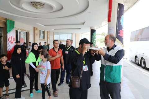 تصاویر/ فعالیت کانون های خدمت رضوی آذربایجان غربی در ایام اربعین