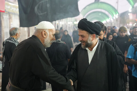 بازدید مدیر حوزه علمیه خوزستان از پایانه مرزی چذابه و همراهی با زائران اربعین