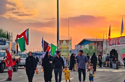 تصاویر/ تردد زائرین از مرز تمرچین