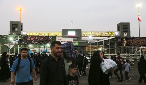 تصاویر/ عبور زائران اربعین حسینی از مرز شلمچه