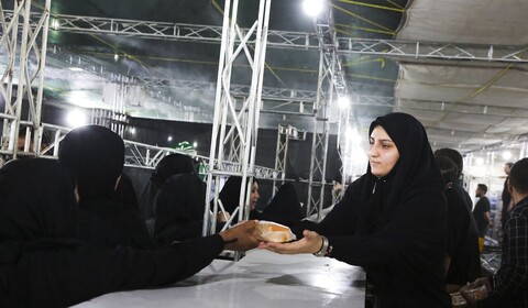 تصاویر/ عبور زائران اربعین حسینی از مرز شلمچه