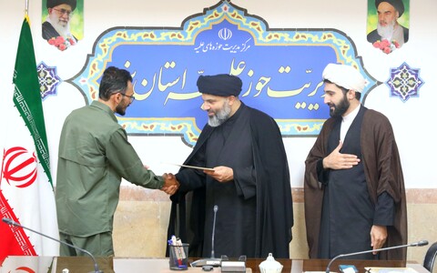 تقدیر از خبرنگاران و کادر نمایندگی خبرگزاری رسمی حوزه در استان یزد