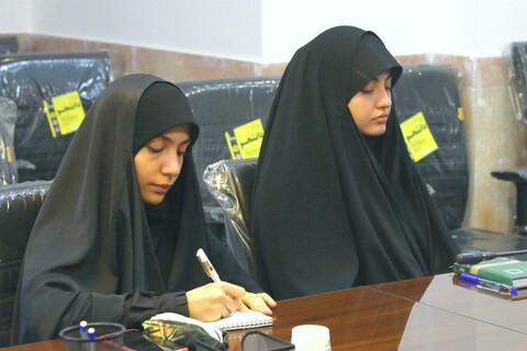 تقدیر از خبرنگاران و کادر نمایندگی خبرگزاری رسمی حوزه در استان یزد