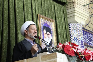 تصاویر/ نماز عبادی سیاسی جمعه ماهان