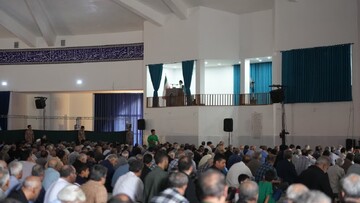 تصاویر/اقامه نماز جمعه در شهرستان فردیس