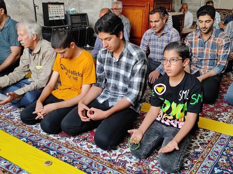 تصاویر/ نمازعبادی سیاسی جمعه قمصرپایتخت گل وگلاب ایران