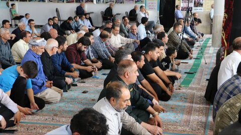 تصاویر/ اقامه نماز جمعه در شهرستان ایوان