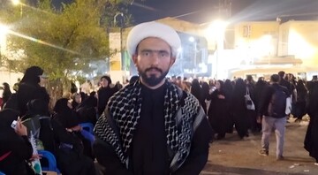 حضور طلاب با لباس روحانیت آرامش و معنویت را در مسیر اربعین حسینی تقویت می‌کند