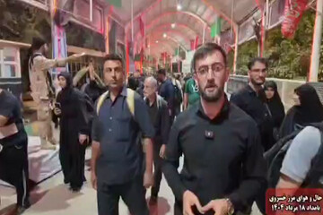 فیلم|صحنه‌هایی از حماسه‌ی زائران حسینی(ع) در مرز خسروی