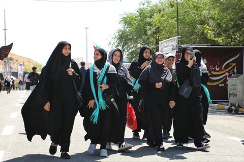 تصاویر/ تردد زوار از مرز تمرچین