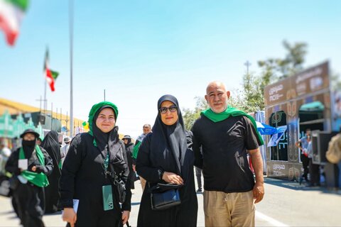 تصاویر/ تردد زوار از مرز تمرچین