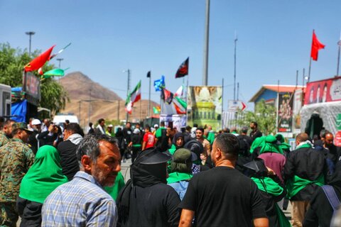 تصاویر/ تردد زوار از مرز تمرچین