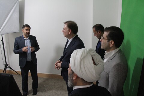 تصاویر/ بازدید استاندار بوشهر از دفتر خبرگزاری حوزه در استان