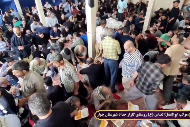 فیلم/پذیرایی موکب ابوالفضل العباس از زائرین اربعین حسینی(ع)