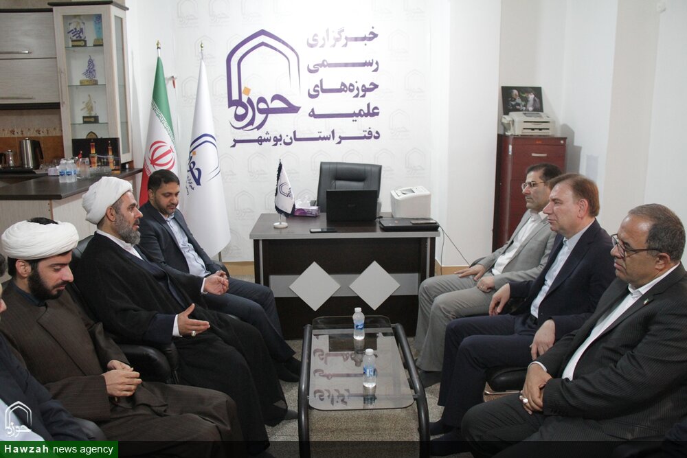 تصاویر/ بازدید استاندار بوشهر از دفتر خبرگزاری حوزه در استان