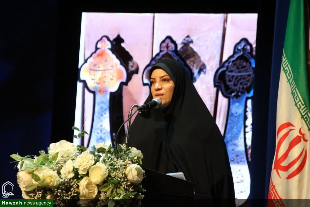 شعر عاشورا حامل پیام بیداری و آزادی است