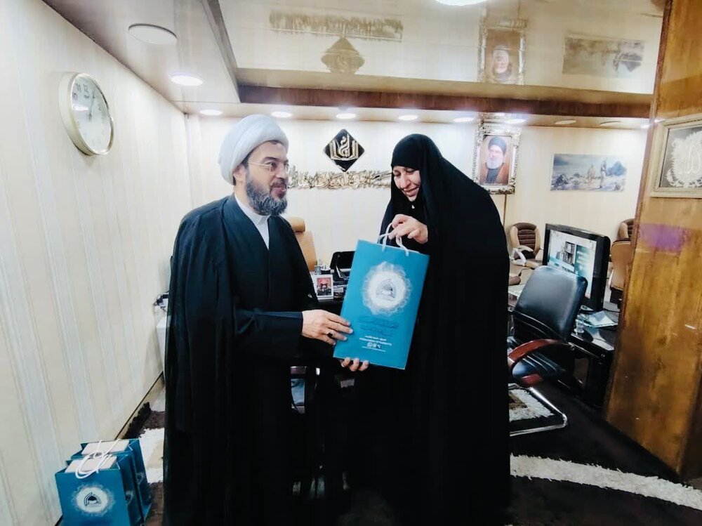 امضای تفاهم نامه مدیر جامعهالزهرا(س) با رئیس معهد الزهراء(س) عراق در راستای گسترش تعاملات بینالمللی