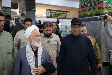 بازدید رئیس دفتر رهبر معظم انقلاب در قم از پایانه مرزی خسروی + عکس