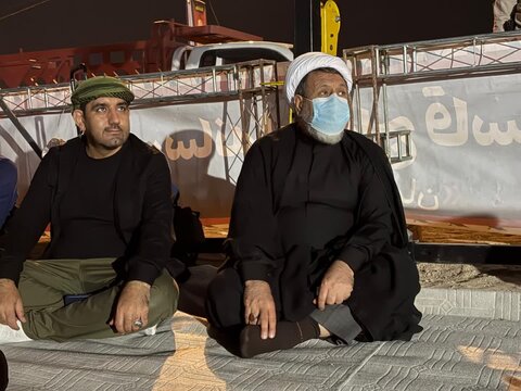 تصاویر بازدید نماینده ولی فقیه از موکب اربعین