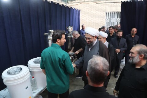 تصاویر / بازدید امام جمعه همدان از موکب‌های خدمت رسان به زائران اربعینی حسینی
