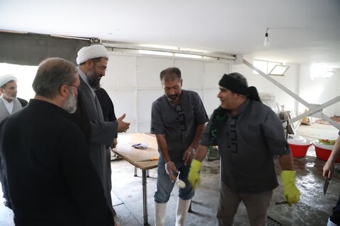 تصاویر / بازدید امام جمعه همدان از موکب‌های خدمت رسان به زائران اربعینی حسینی