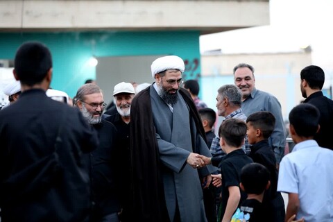 تصاویر / بازدید امام جمعه همدان از موکب‌های خدمت رسان به زائران اربعینی حسینی