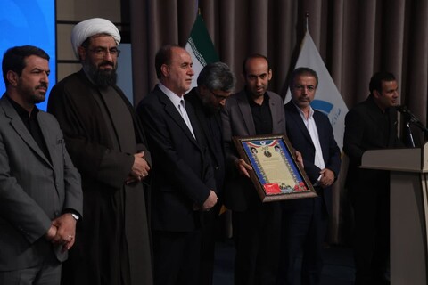 تصاویر / آیین تکریم و معارفه مدیرکل صدا و سیما همدان