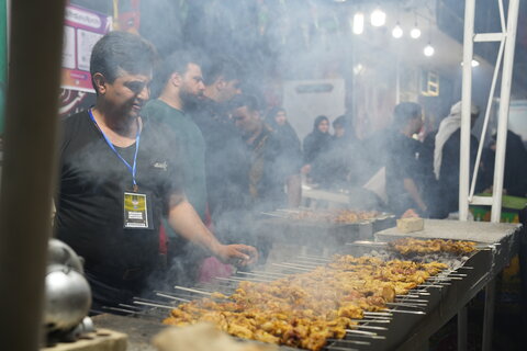 عطر عاشقی در گذرگاه چذابه؛ مواکب میزبان بی منت زائران اربعین حسینی