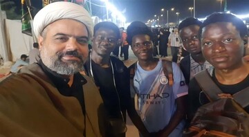 اربعین حسینی میعادگاه پیوند دل‌های مؤمنان و جهاد تبیین است