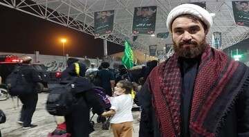 تداوم خدمت‌رسانی مبلغان حوزه علمیه خراسان در مرز مهران تا پس از اربعین