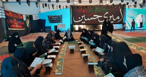 تصاویر/برگزاری مراسم ختم قرآن ویژه بانوان توسط گروه فرهنگی موکب سنگرسازان بی سنگر حسینی