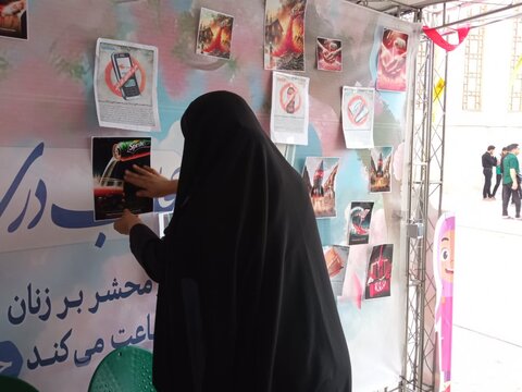 تصاویر/فعالیت طلاب مدرسه علمیه فاطمه زهرا(س) اراک در موکب امام رضا (ع)