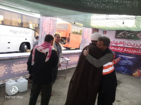 تصاویر/حضور مدیر مدرسه علمیه الهادی از مواکب