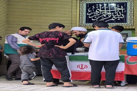 تصاویر/ سرکشی امام جمعه شهرستان صحنه از مواکب سطح شهر