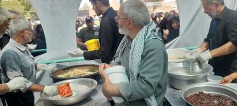 تصاویر /  فعالیت های موکب امامزادگان استان آذربایجان شرقی در شهر مقدس سامراء