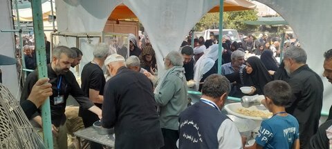 تصاویر /  فعالیت های موکب امامزادگان استان آذربایجان شرقی در شهر مقدس سامراء